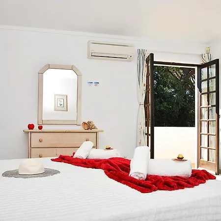 Isa Joe By Algarve Vacation Villa *